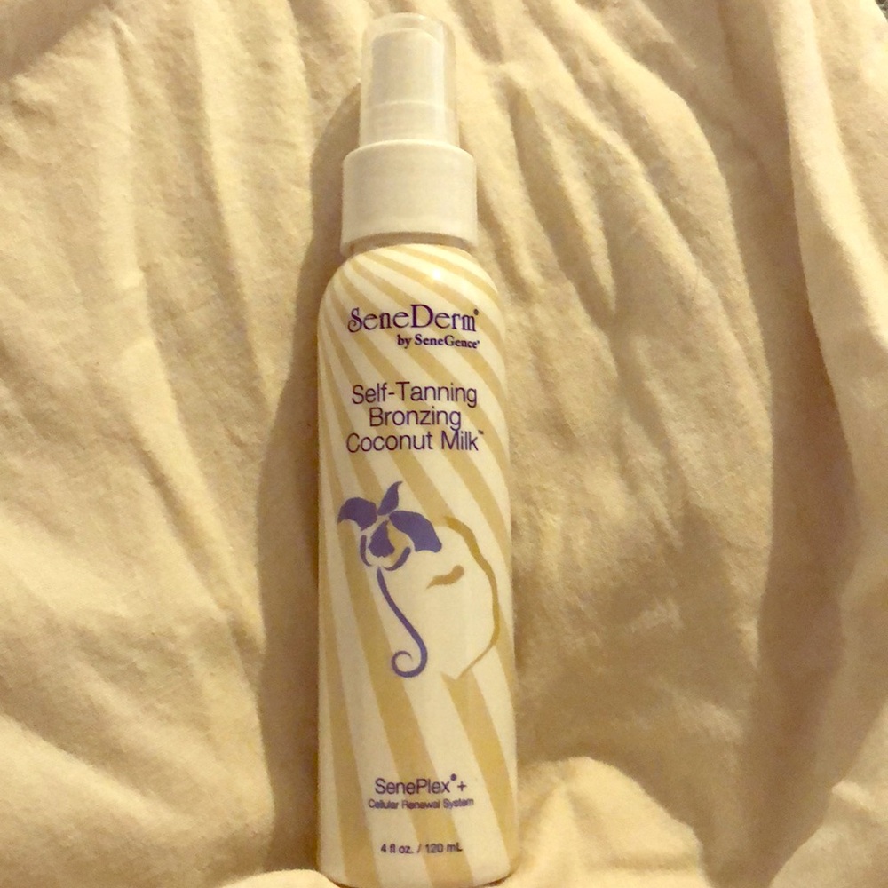 Self-Tanning Bronzing Coconut Milk